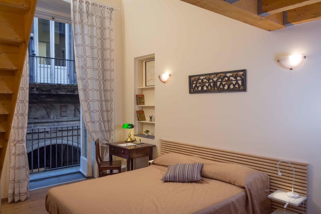 La Cattedrale Bed & Breakfast Νάπολη Δωμάτιο φωτογραφία