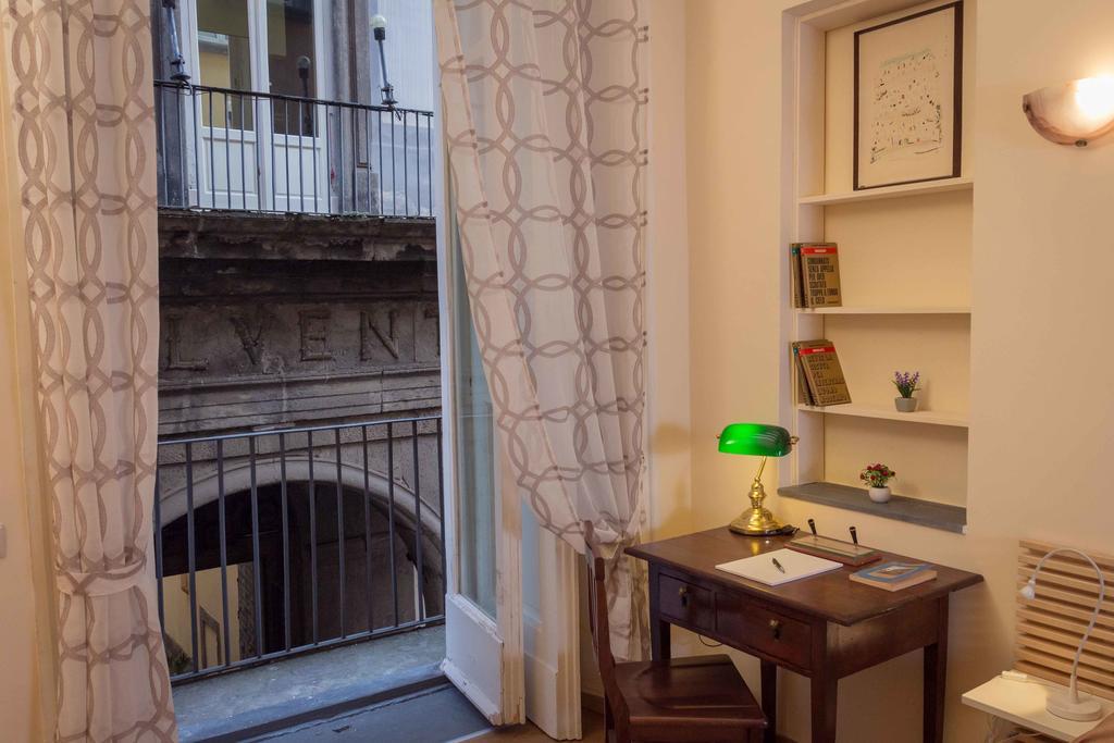 La Cattedrale Bed & Breakfast Νάπολη Δωμάτιο φωτογραφία