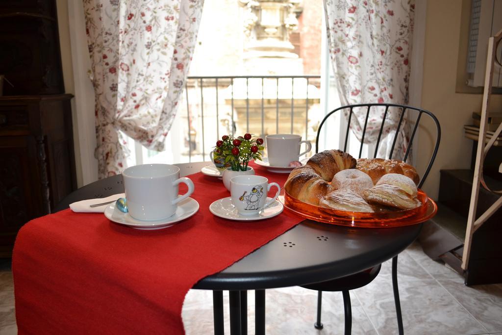 La Cattedrale Bed & Breakfast Νάπολη Εξωτερικό φωτογραφία
